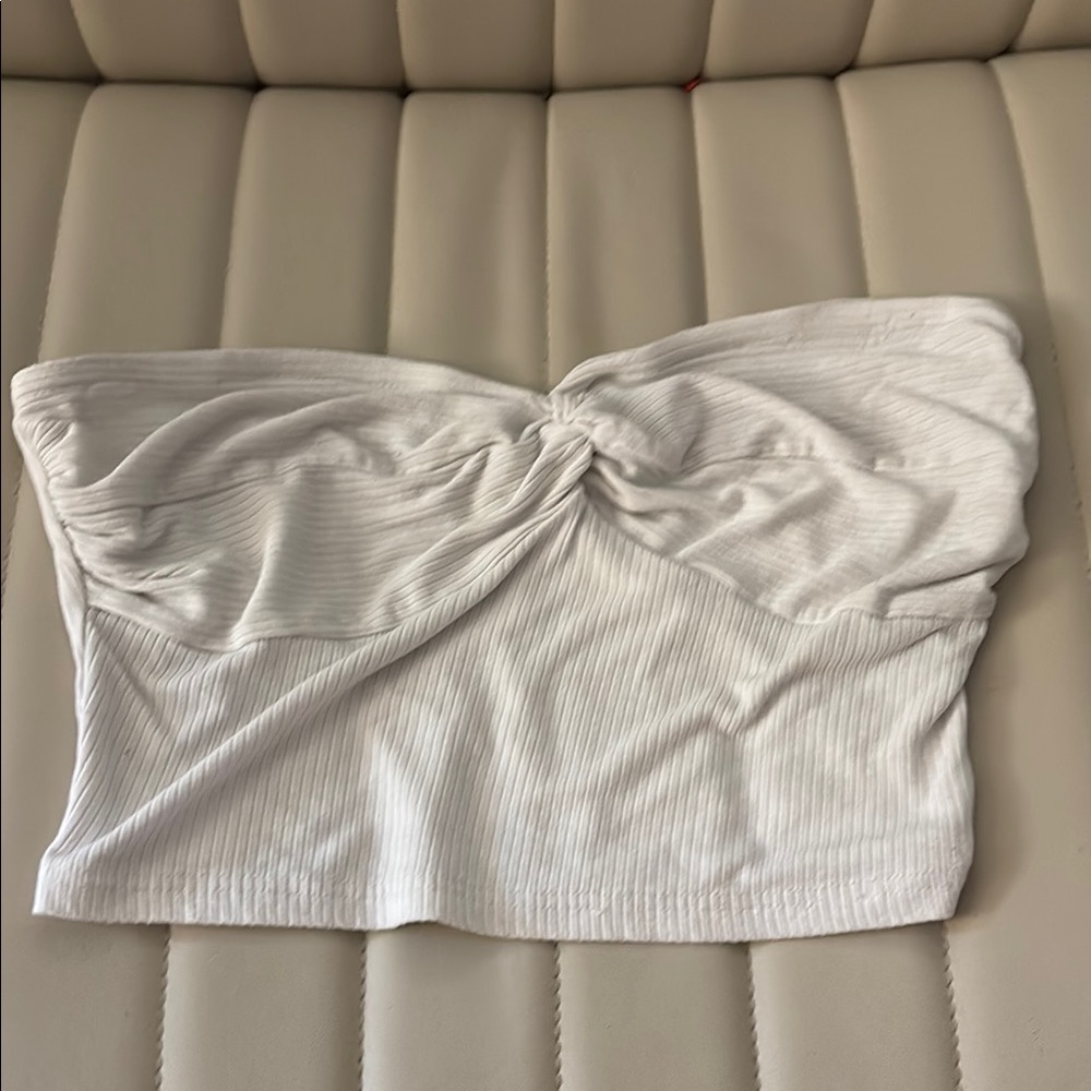 SHEIN White Twist-Front Crop Top